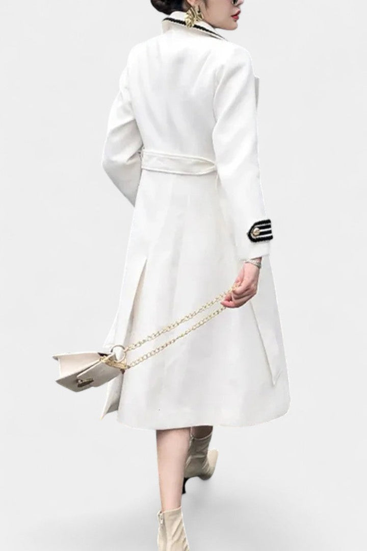 Narcisa Elegant Long Coat in Faux Fur